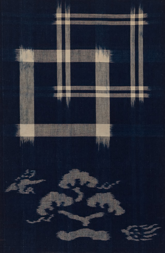 Styling Ideas for Incorporating Washable Western Rugs in Your Home Decor